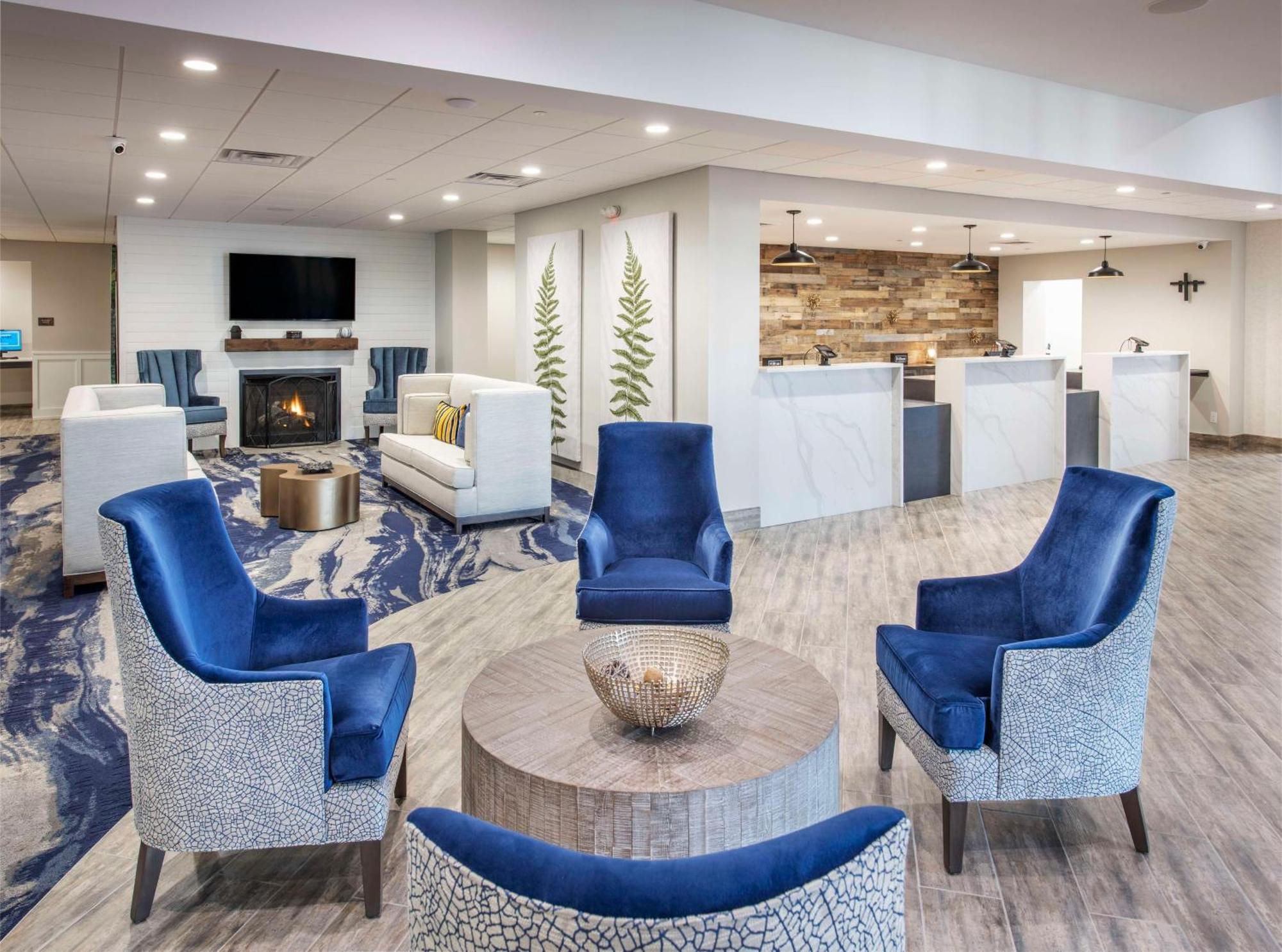 Hotel Doubletree By Hilton Monroe Township Cranbury Rossmoor Exterior foto